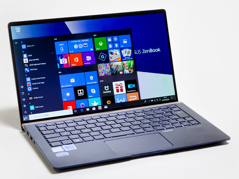 西川和久の不定期コラム】驚異の21時間駆動、13.3型モバイルノート