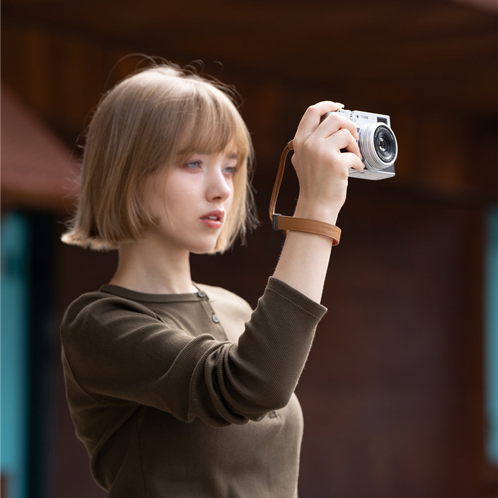 カメラリストストラップ スリム (キャラメルブラウン) – PGYTECH-JAPAN