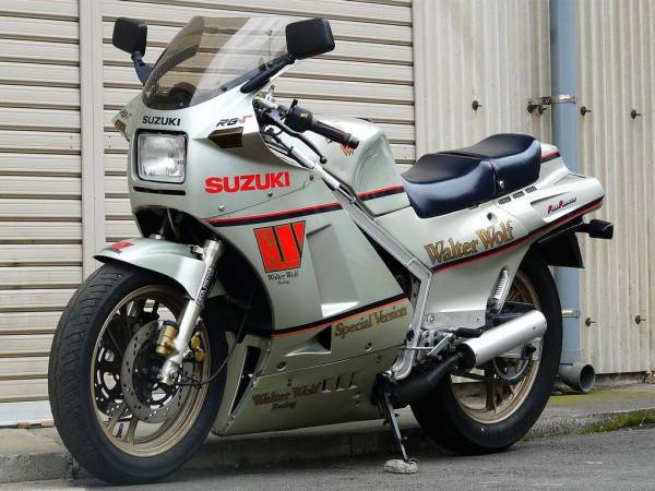 RG250γ ウォルターウルフ シャンペンゴールド : LeLeLe♪Leica 車