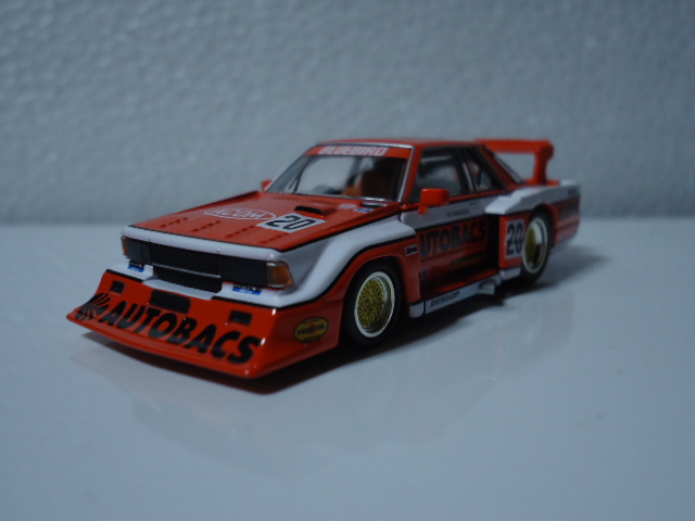 トミーテック・オートバックス ブルーバード スーパーシルエット (83年