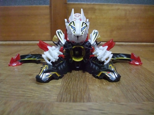 凄まじき命中精度！バスタークライス=レイドラ : クロスファイト