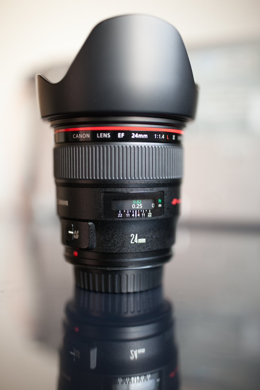 EF24mm F1.4L II USM のレンズフード : Full of LIFE