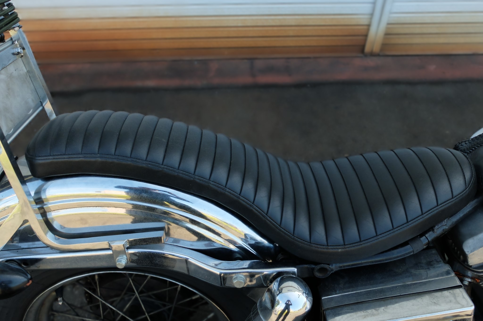 サイラのコブラシート : Cyla motorcycle DEPT.