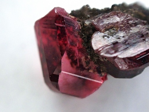 田口鉱山のパイロクスマンガン石 : 鳳来寺山自然科学博物館友の会のページ