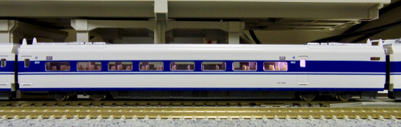 鉄道模型／KATO］100系新幹線＜グランドひかり＞ 16両を並べる : 新