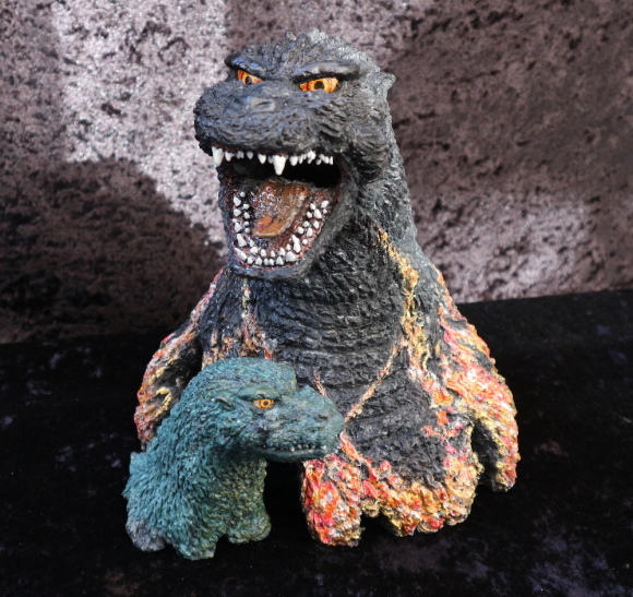 ゴジラ1995胸像・ゴジラJr.付き : てんつく工芸作品集