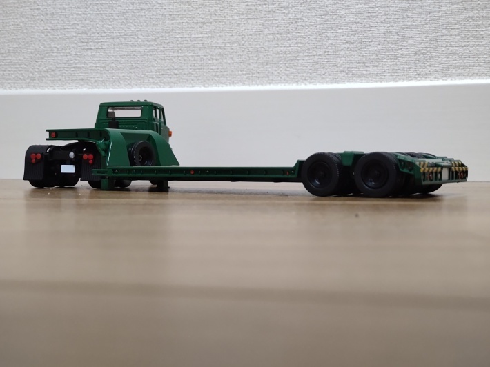 トミーテック・LV-N173b 日野 HH341 重機運搬トレーラ（緑） : 燃やせ