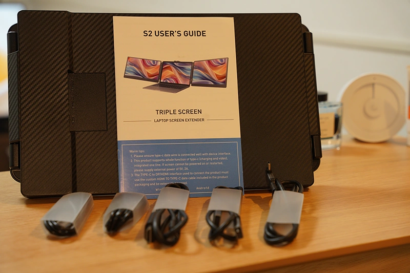 Kwumsy S2レビュー！ノートパソコンで3画面を叶えるポータブルモニター