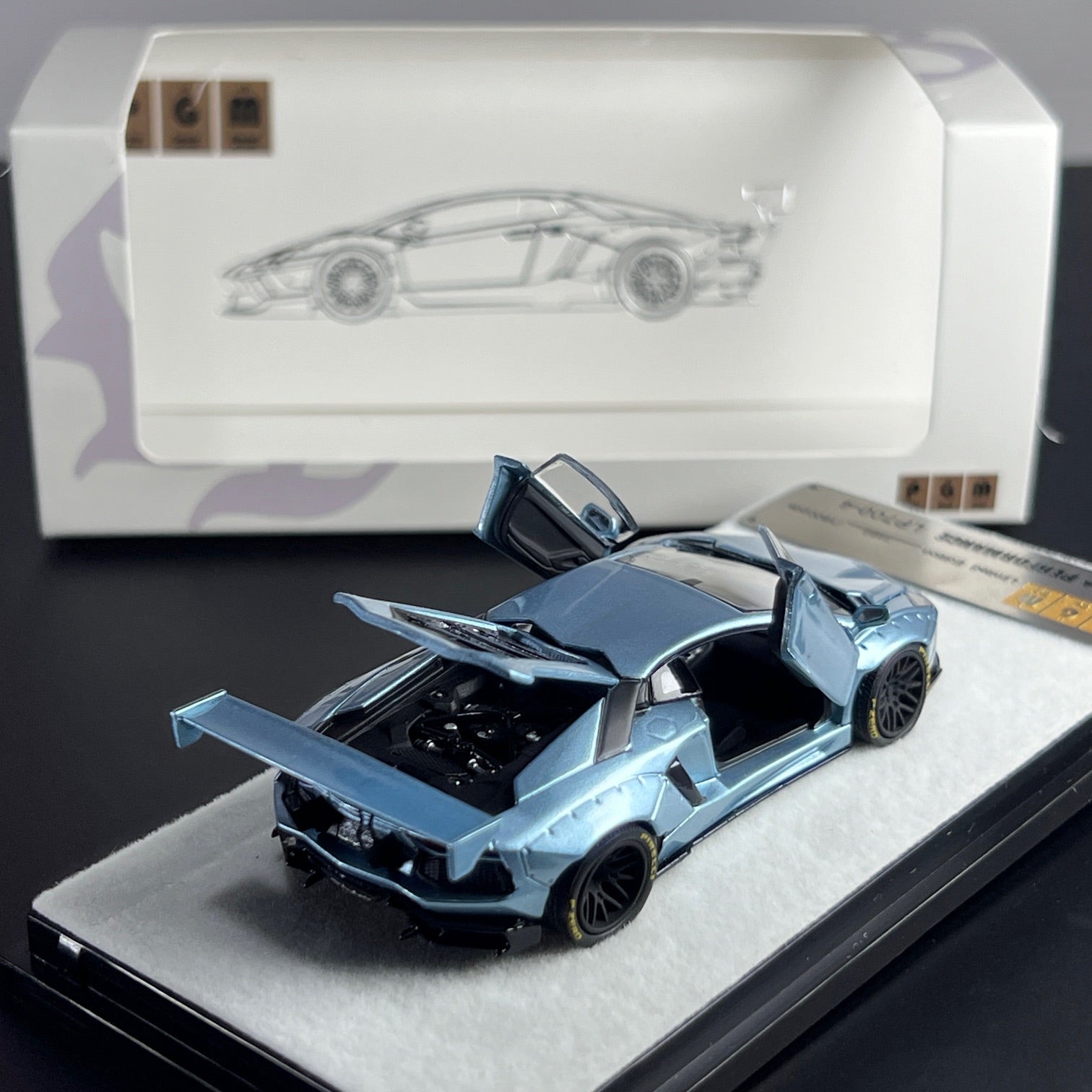 1/64 PGM LBWK Aventador LP700-4 Ice Blue Limited 1500 pcs | Peako