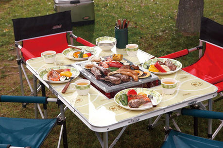 Coleman フォールディングBBQテーブル（フォールディングバーベキュー