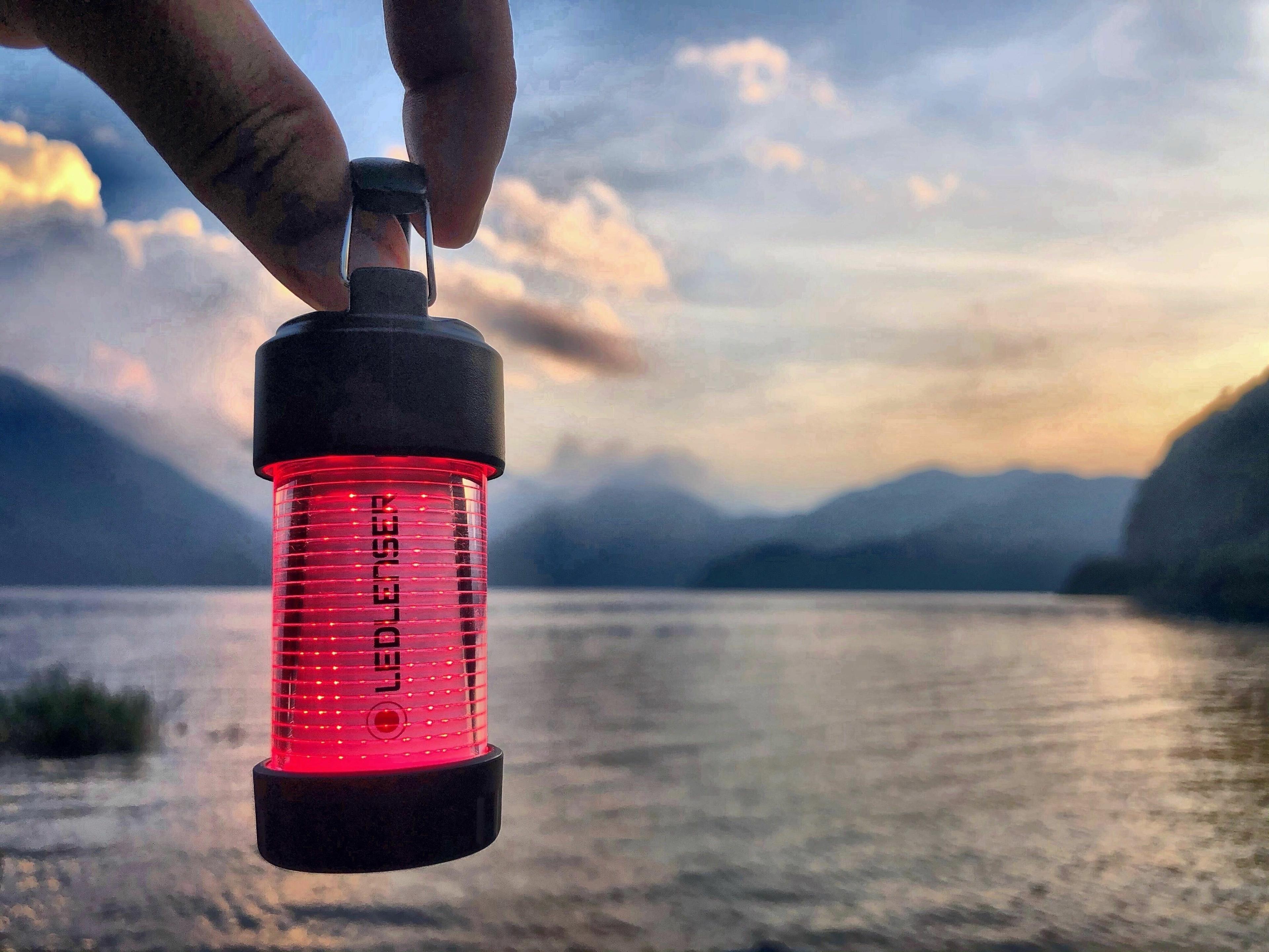 小型LEDランタンの超新星！レッドレンザーML4が注目されているワケ