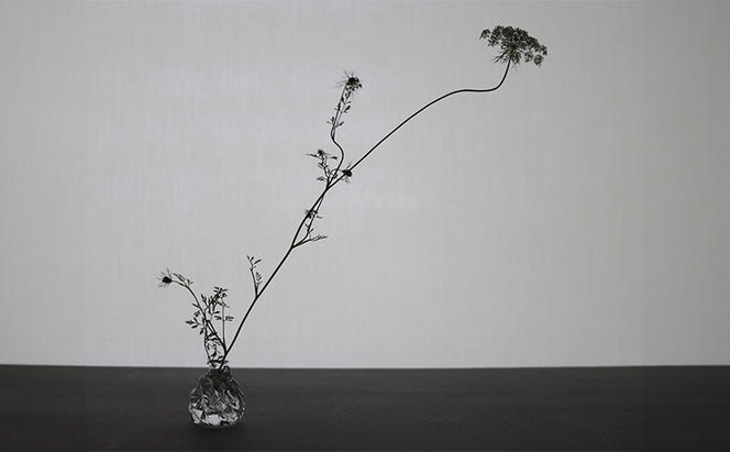 作家おまかせ お楽しみ 花瓶 1個 ガラス 加工品 花びん 透明 宙吹き