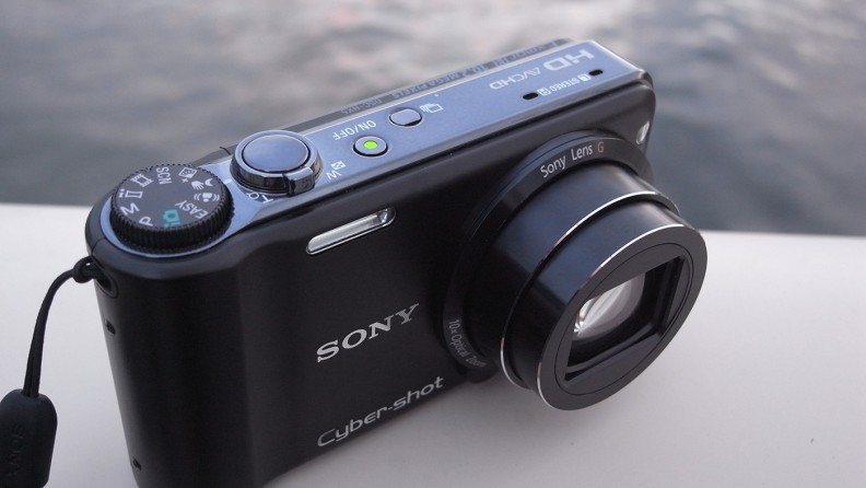 上野修：21 ソニー Cyber-shot DSC-T700：Photo & Culture, Tokyo