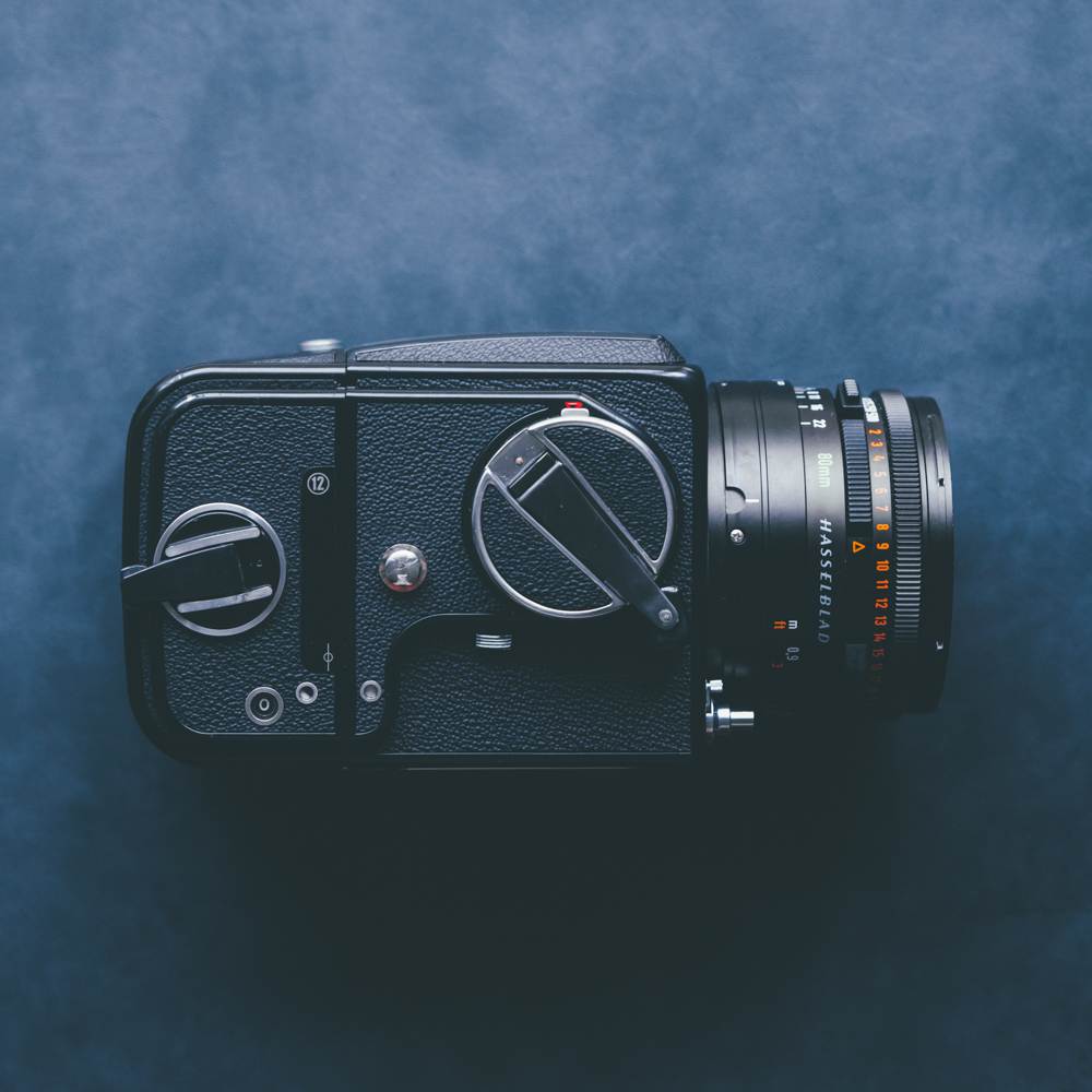 中判フィルムカメラをHasselblad 500c/mから | NocTone