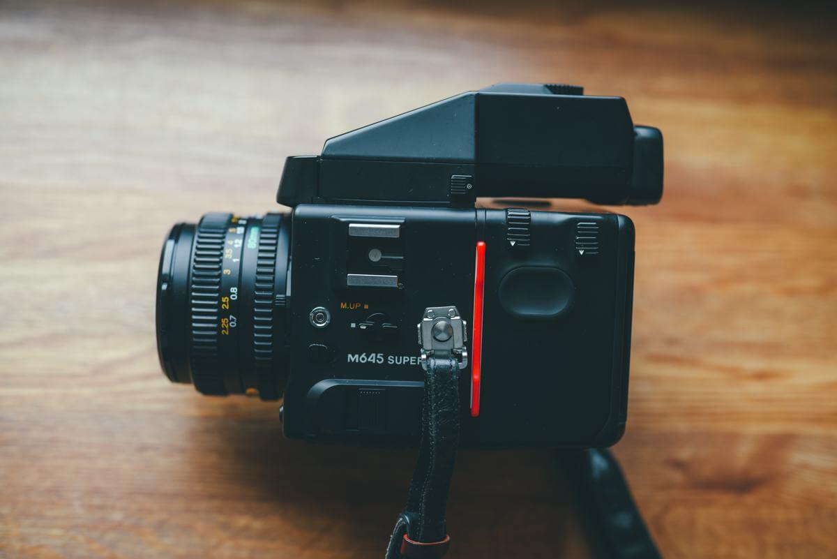 丁度いい中判感。中判フィルムカメラ Mamiya645superレビュー | NocTone