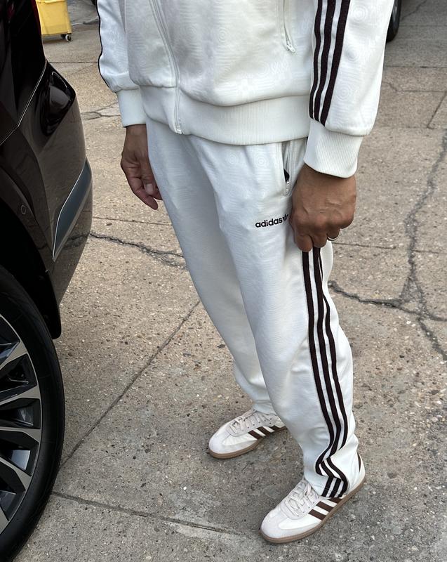 adidas 80s PREMIUM EMBOSS 3-STRIPES TRACK PANT OWHITE （アディダス