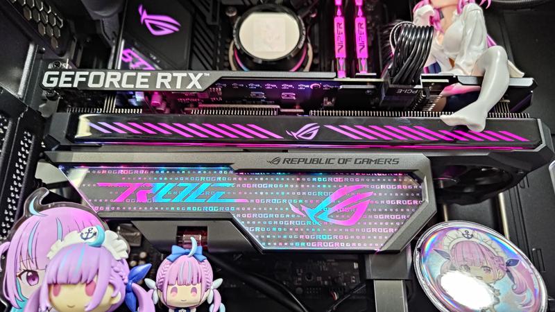 ROG Herculx Graphics Card Holder | ビデオカード | ROG Japan