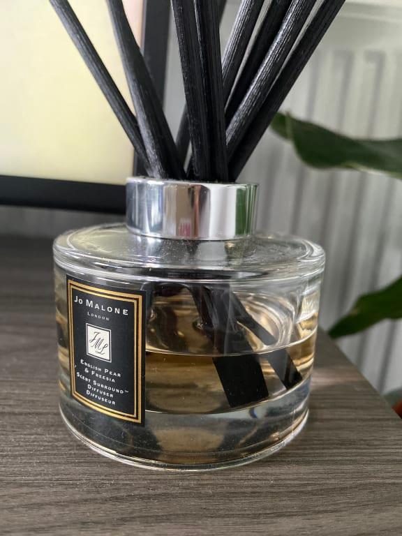 Jo Malone London English Pear & Freesia Scent Surround™ Diffuser