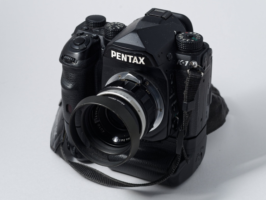 YASHICA AUTO YASHINON 5cm F2 – 超画伯の写真漂流記