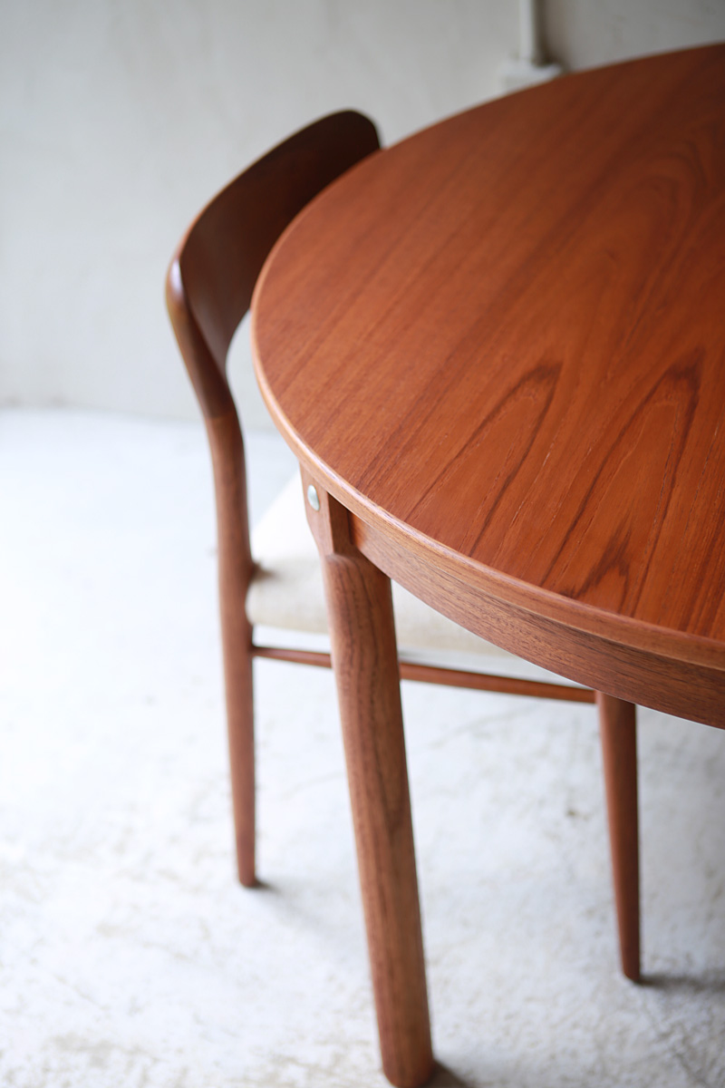 Round Dining Table for Gudme Møbelfabrik | phono | 金沢 北欧 中古