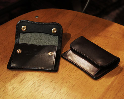 ワイルドスワンズ 人気モデルTONGUE/タング ミニウォレット | andPheb