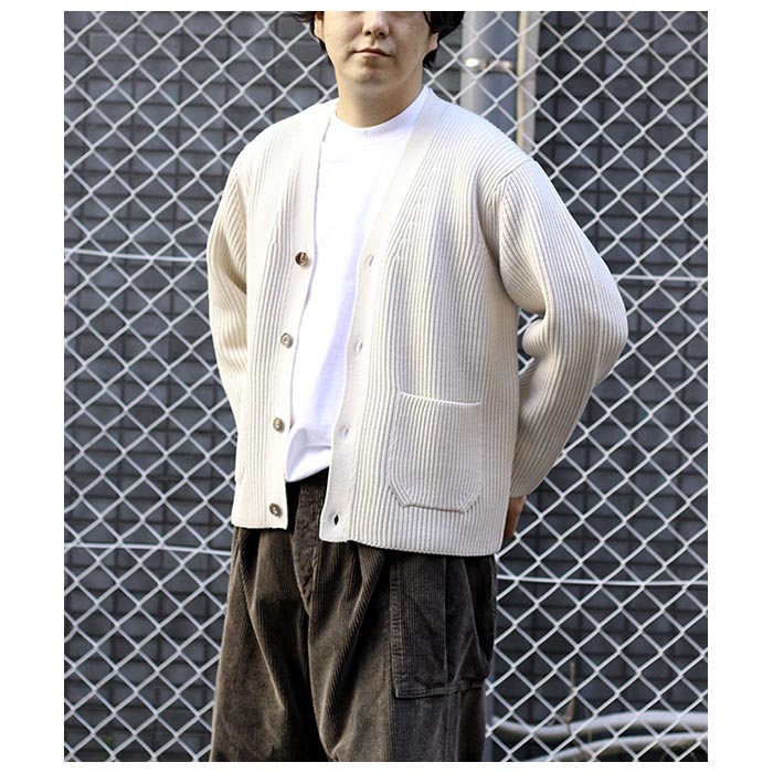 クリスマスに向けて!!BATONERのカーディガン!! | andPheb Staff Blog