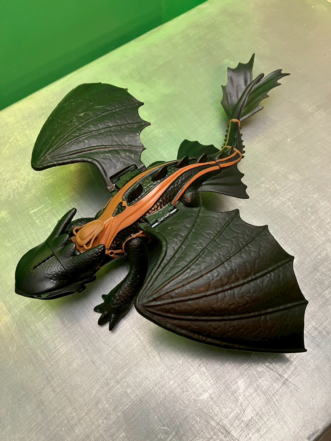 How to Train Your Dragon・Toothless / ヒックとドラゴン・トゥース