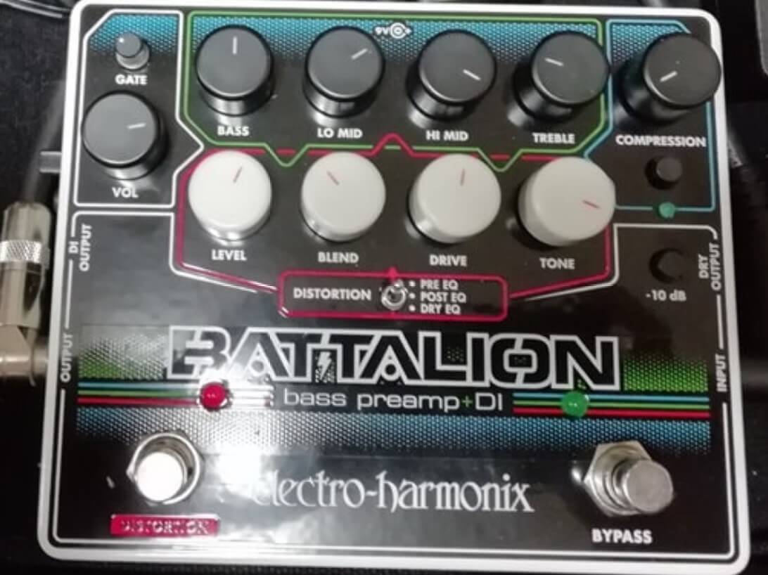 レビュー】Electro Harmonix BATTALION BASS PREAMP & DI