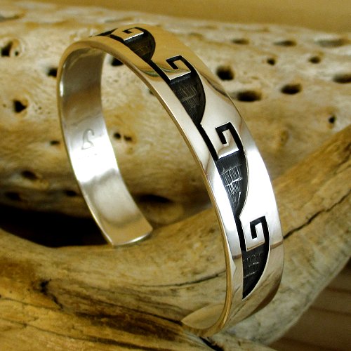 ホピ族：Stewart Tewawina Dacawyma ウォーターウェーブ カフ