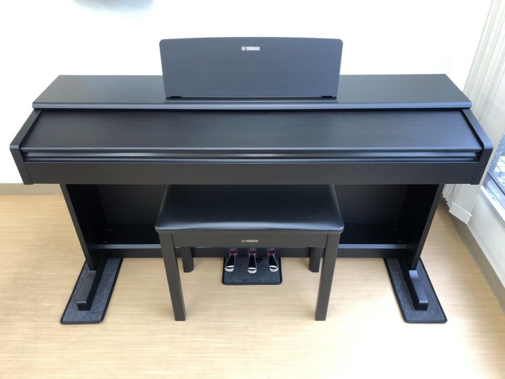 YAMAHA YDP-144B 2019年製 中古 保証書付き 電子ピアノ 椅子付き