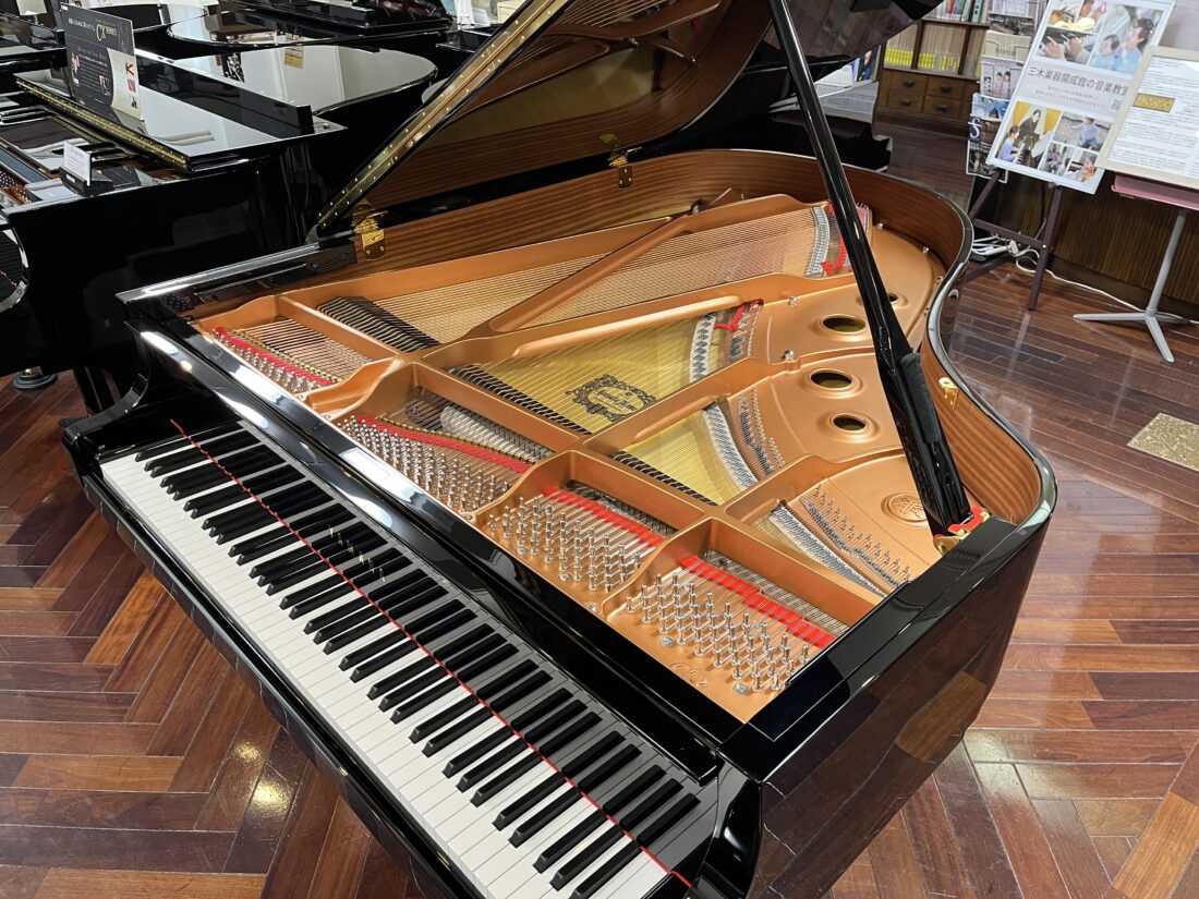 店頭展示品》C-880FRG カワイアップライトピアノ | ご成約済み商品