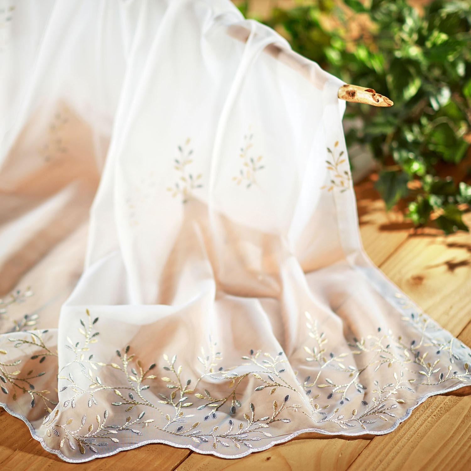 58サイズ】 トルコ刺繍のレースカーテン”アイビー” ＜2枚組／1枚