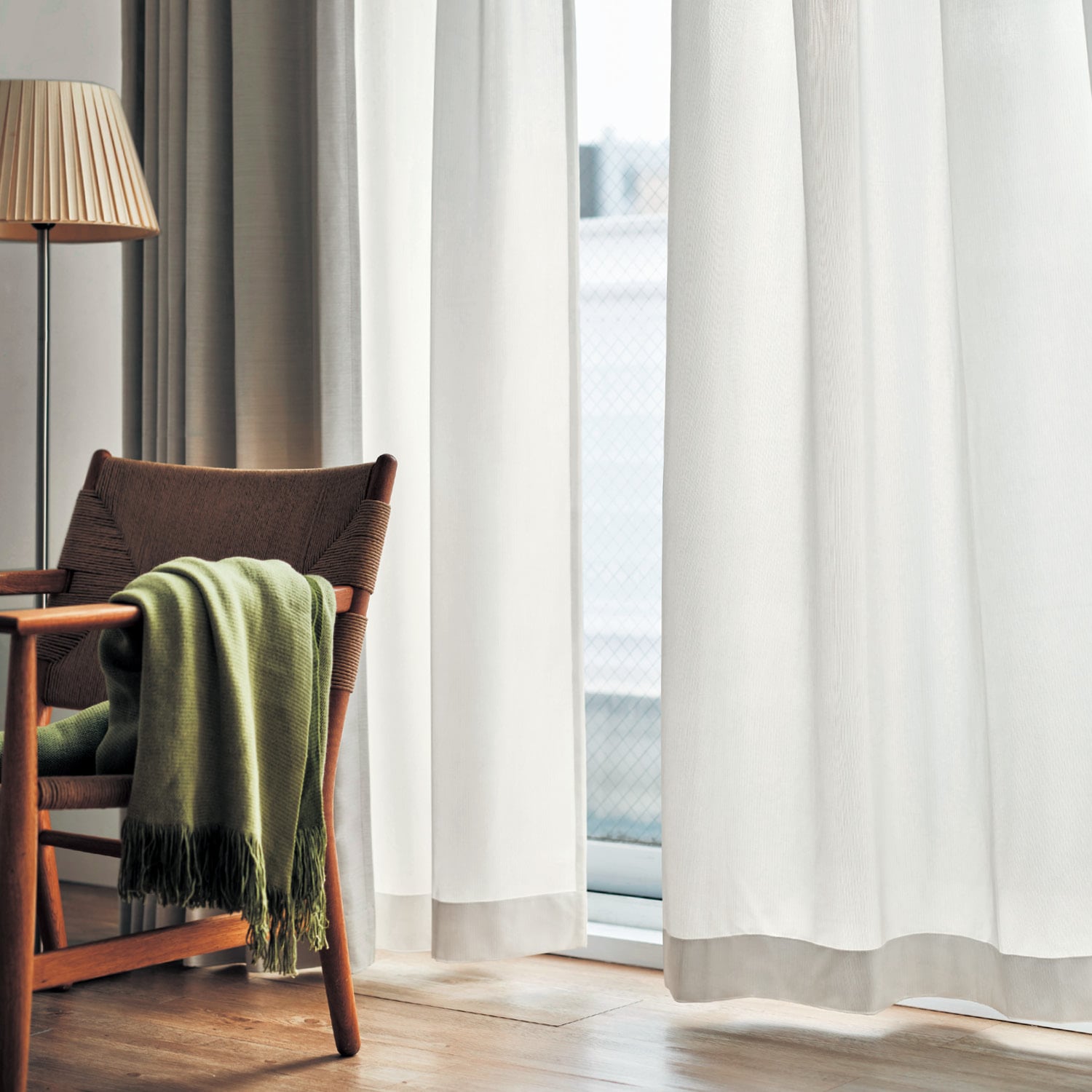 お買い得な既製サイズ】 UVカット・遮熱・遮像レースカーテン ＜2枚組