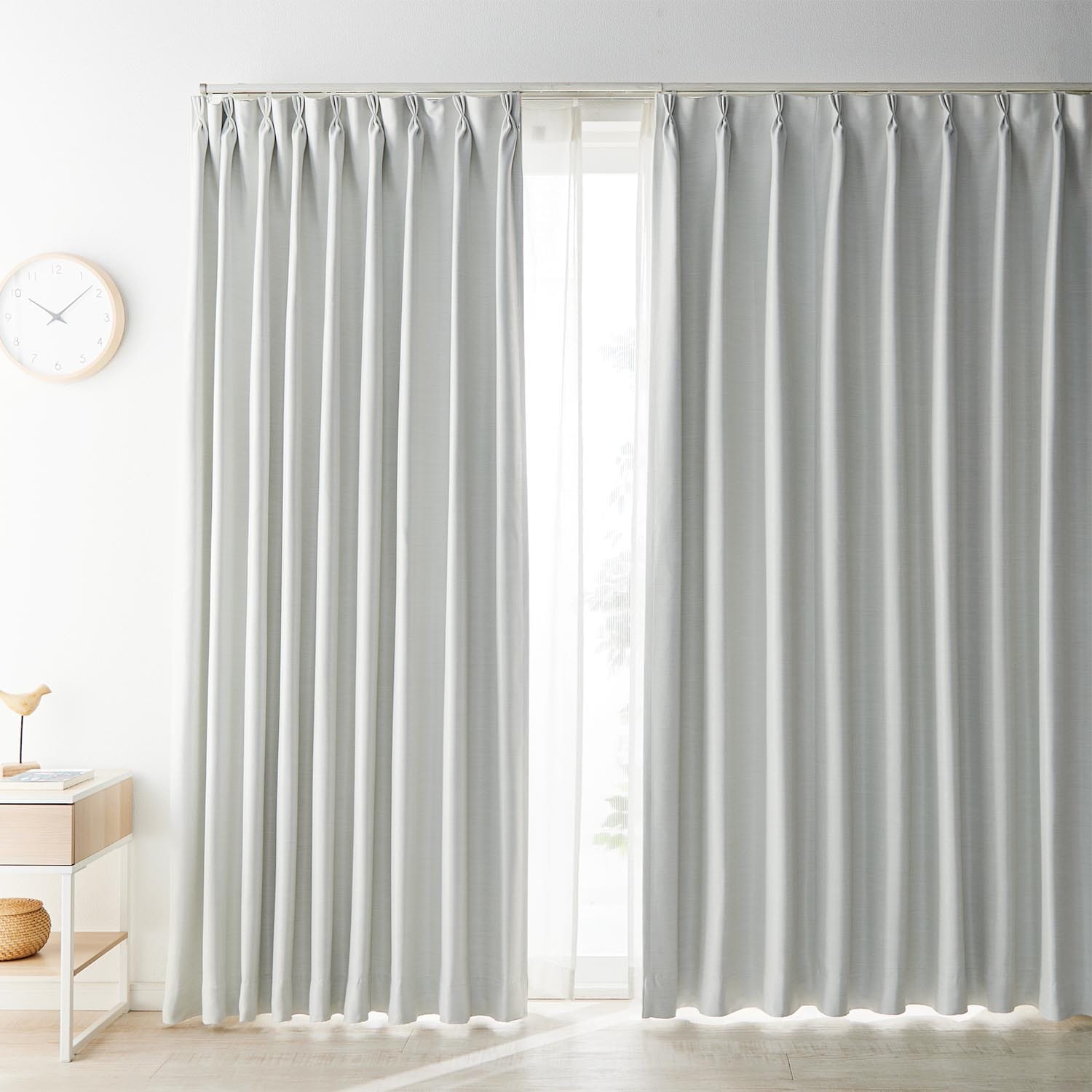 オーダー】 【2倍ヒダ】光沢のある生地感の遮光・遮熱・防炎・形状記憶