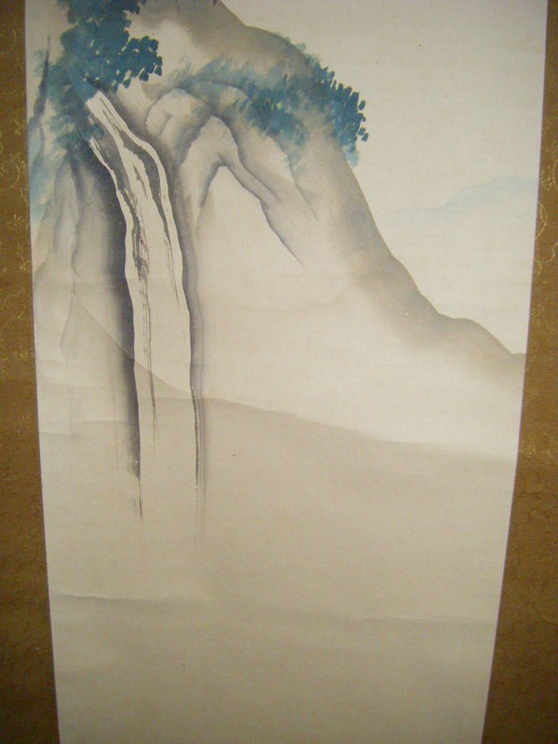 明治 大正 浮世絵 彩色 肉筆 掛け軸「尾竹竹坡 青山懸瀑」箱付き 共箱