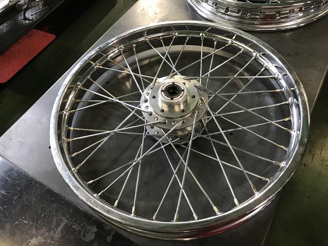 CB750four リム、スポーク、タイヤ交換（moto－JOYの作業実績