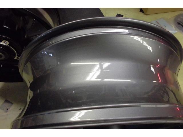 Ninja ZX14R にマルケジーニのホイールを組みました。 いわき市