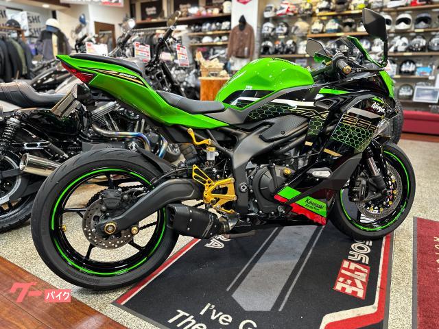 カワサキ Ninja ZX－25R SE 蜂の巣カラー トリックスター