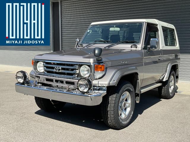 トヨタ ランドクルーザー70 1984年モデル ZX FRP 4WD (2ドア)の価格