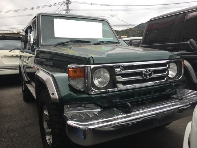 トヨタ ランドクルーザー70 1984年モデル ZX 4WD (4ドア)の価格・性能