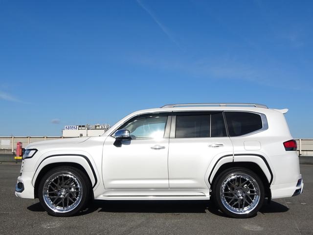 トヨタ ランドクルーザー 7人乗りZX フルモデリスタ寒冷地仕様24