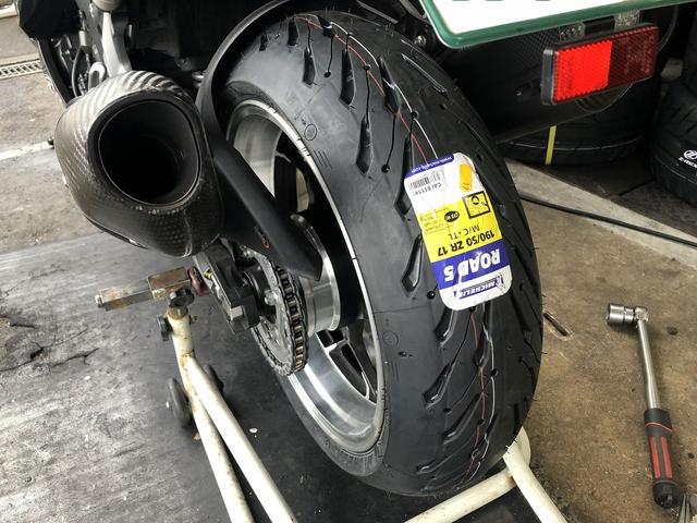 滋賀 カワサキ「ZX-14R］の持ち込みタイヤ交換｜グーネットピット