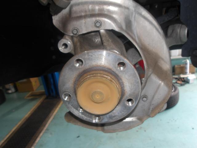 大好評！！ 世界の brembo より低ダストブレーキパッド登場です