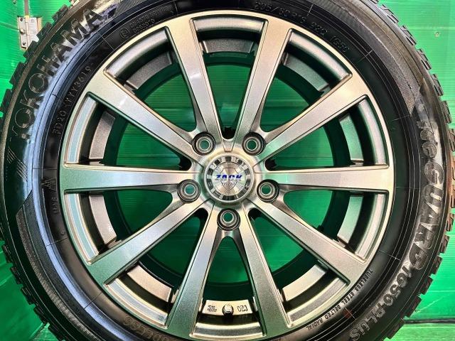 ノア、VOXY、ステップワゴンなどに装着できる16インチスタッドレス