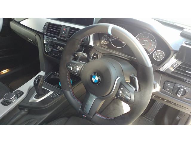 BMW 320 F30 M用オプション用ステアリング装着 愛知県 豊橋市