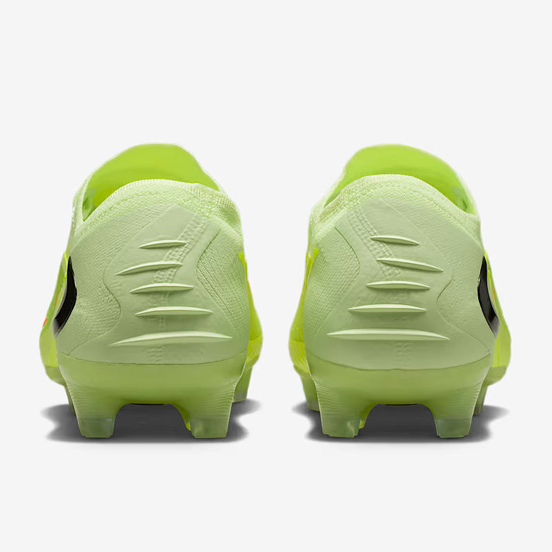 ナイキ ファントム 6 LOW エリート FG LV 8 HQ2331-801