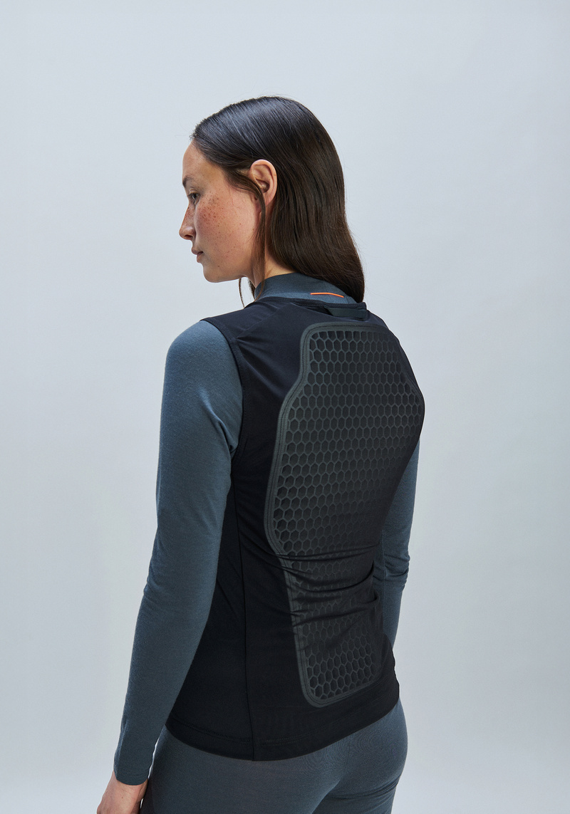 バックカントリースキープロテクション | POC (JP)