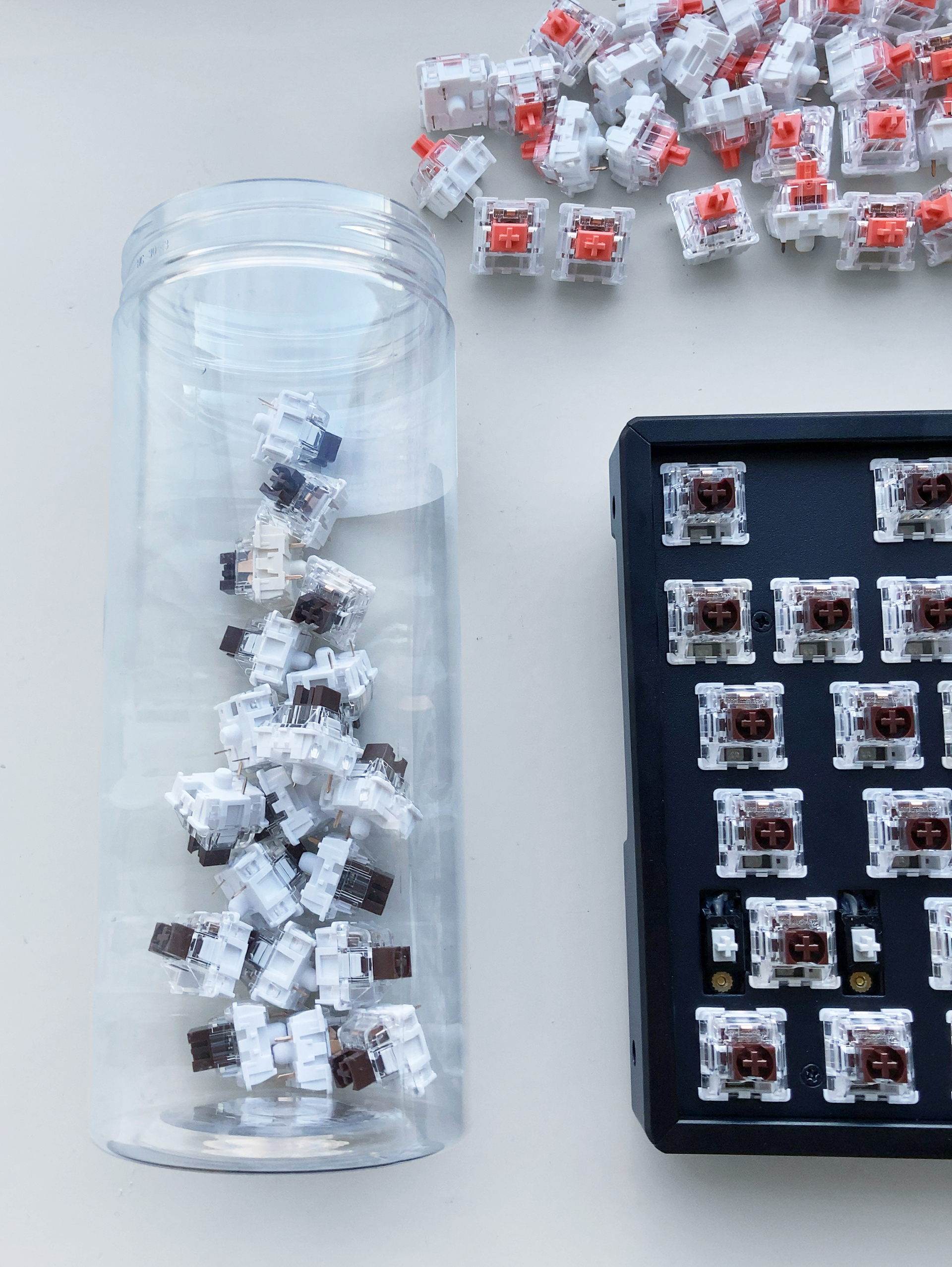 Keychron K8 Pro のキースイッチを静音茶軸に交換してみた