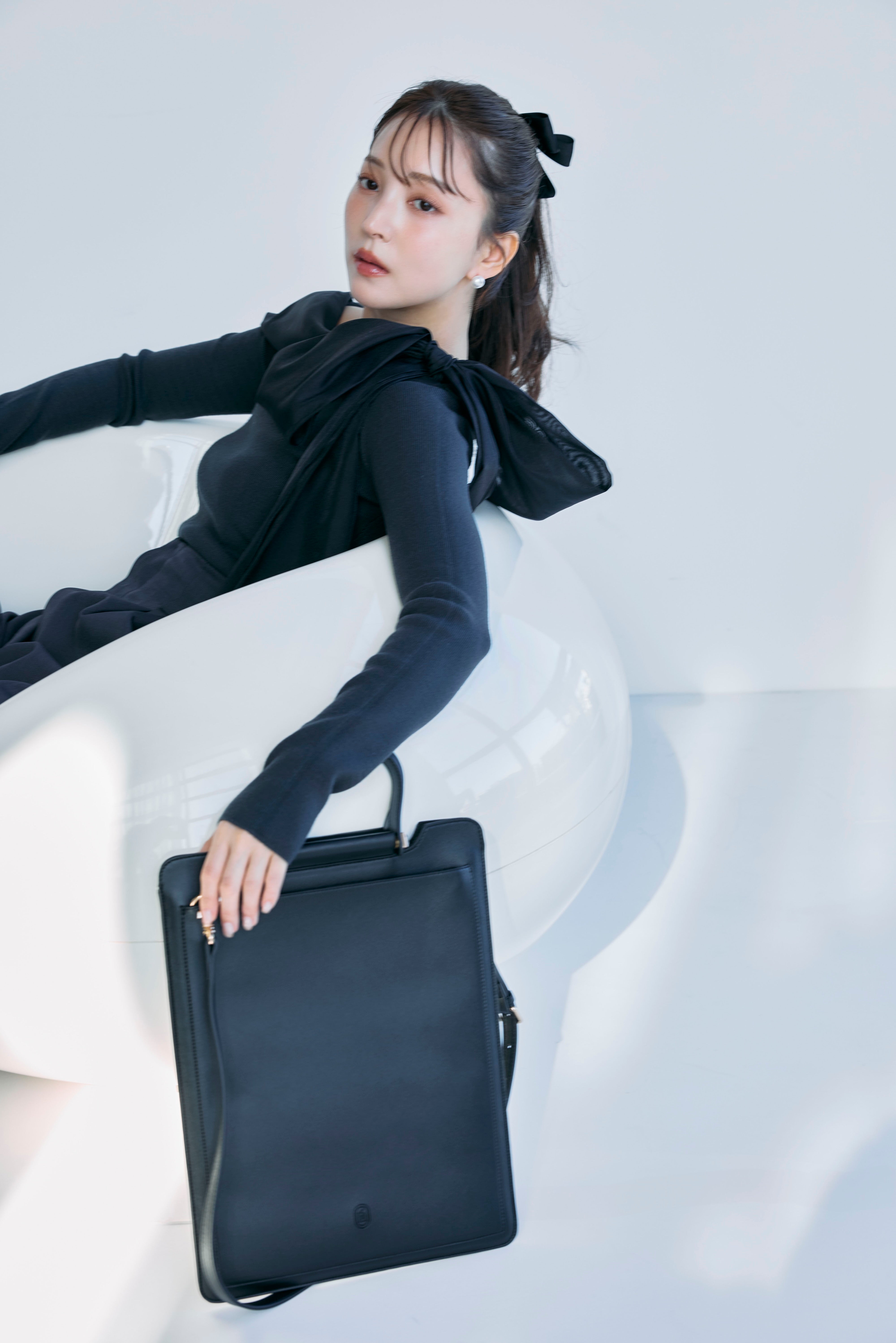 ボリュームリボンワンショルダーニット – poláura OFFICIAL ONLINE STORE