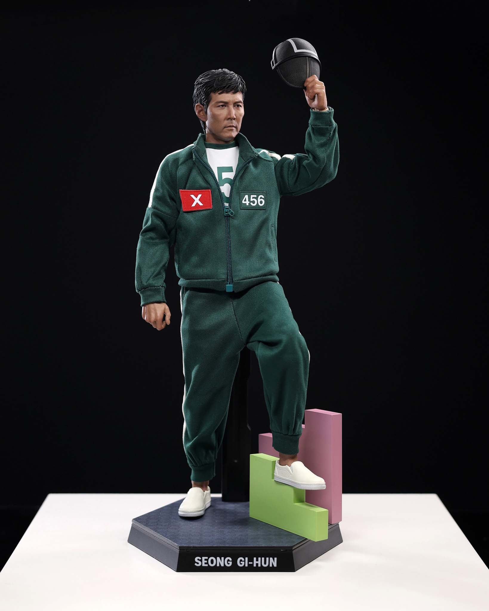 Hot Toys TMS153 Squid Game 2: 1/6th Scale Seong Gi-hun Collectible
